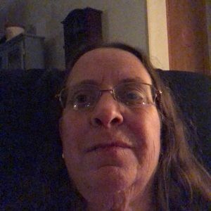 Meet your Posher, Marcia